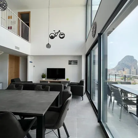 Beautiful Duplex Modern In Apartment *